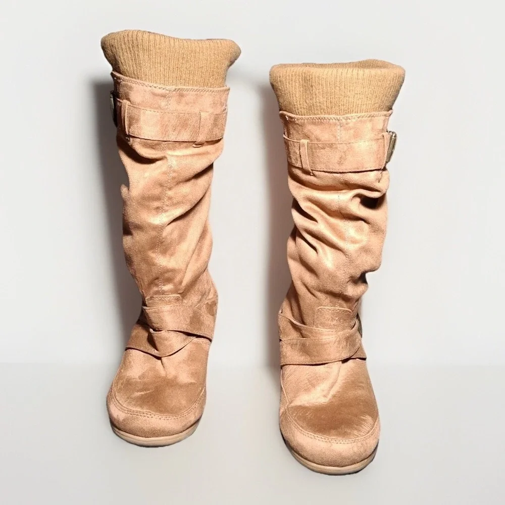 Zigi Soho Marilyn Tan Slouchy Mid Calf Boots Womens 9 Ribbed Knit Buckle Straps